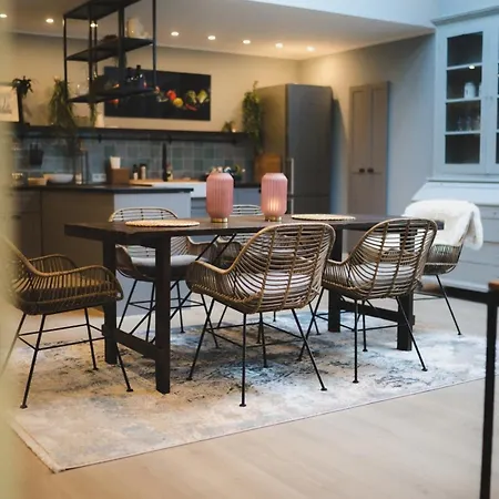 Designer Loft With Terrace Apartman